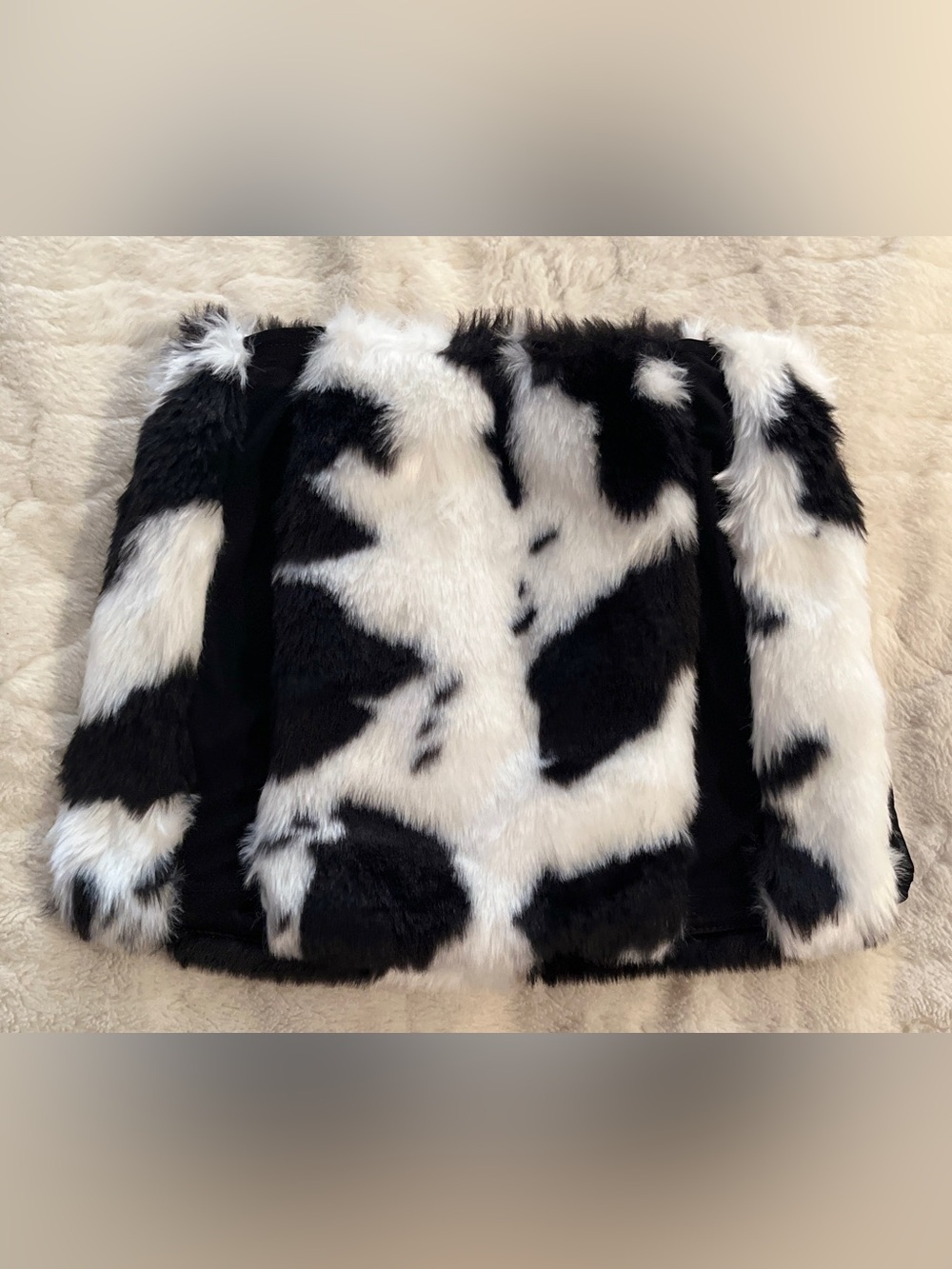 Rave Wonderland faux fur cow print mini skirt sz.S